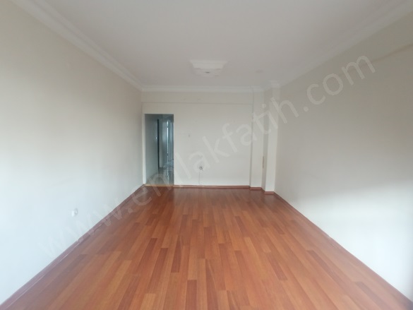 Kocamustafapaşa Kiralık Daire Fatih Kiralık Daire |  2+1 Oda | 90M2 Aylık 23.000Tl  Krediye Uygun  | 2. Kat | Kombi | 1 Banyo | 2 Yatak Odası Resim-2