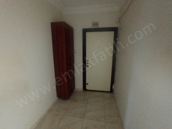 Kocamustafapaşa Kiralık Daire Fatih Kiralık Daire |  2+1 Oda | 90M2 Aylık 23.000Tl  Krediye Uygun  | 2. Kat | Kombi | 1 Banyo | 2 Yatak Odası Resim-3