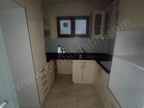 Kocamustafapaşa Kiralık Daire Fatih Kiralık Daire |  2+1 Oda | 90M2 Aylık 23.000Tl  Krediye Uygun  | 2. Kat | Kombi | 1 Banyo | 2 Yatak Odası Resim-5