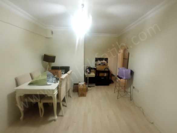 Kocamustafapaşa Meydan Yanı Genç Binada 2+1 Yarı Bodrum Satılık Daire Fatih Silivrikapı