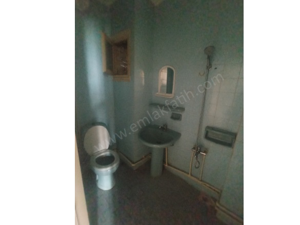 Kocamustafapaşa Kiralık Daire Fatih Kiralık Daire |  2+1 Oda | 75M2 Aylık 20.000Tl  Krediye Uygun  | 3. Kat | Kombi | 1 Banyo | 2 Yatak Odası Resim-4