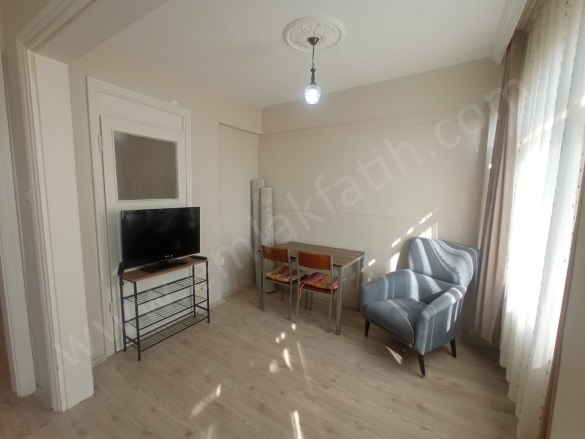 Cerrahpaşa Kiralık Daire Fatih Kiralık Daire |  2+1 Oda | 75M2 Aylık 29.000Tl  Krediye Uygun  Eşyalı  | 3. Kat | Kombi | 1 Banyo | 2 Yatak Odası Resim-4