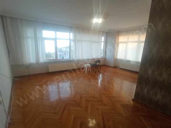 Kocamustafapaşa Kiralık Daire 3+1 Deniz Manzaralı Fatih