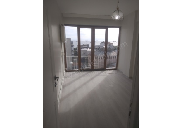 Kocamustafapaşa Kiralık Daire Fatih Kiralık Daire |  3+1 Oda | 110M2 Aylık 40.000Tl  Krediye Uygun  | 3. Kat | Kombi | 1 Banyo | 3 Yatak Odası Resim-5