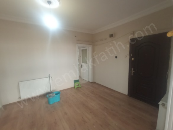 Kocamustafapaşa Satılık Daire Fatih Satılık Daire |  1.5+1 Oda | 65M2 0Tl  Krediye Uygun  | Giriş Katı | Kombi | 1 Banyo | 2 Yatak Odası Resim-2