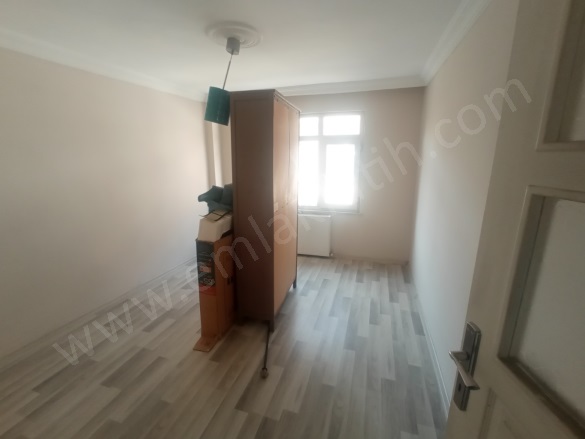 Kocamustafapaşa Satılık Daire Fatih Satılık Daire |  2+1 Oda | 80M2 0Tl  Krediye Uygun  | 4. Kat | Kombi | 1 Banyo | 2 Yatak Odası Resim-1