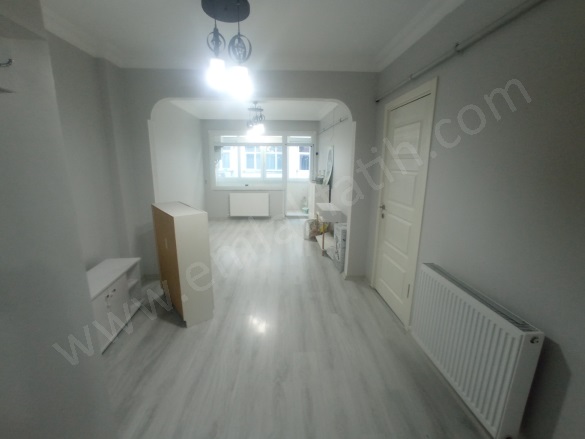 Kocamustafapaşa Kiralık Daire Fatih Kiralık Daire |  2+1 Oda | 75M2 Aylık 27.000Tl  Krediye Uygun  | 1. Kat | Kombi | 1 Banyo | 3 Yatak Odası Resim-1