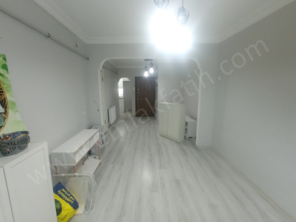 Kocamustafapaşa Kiralık Daire Fatih Kiralık Daire |  2+1 Oda | 75M2 Aylık 27.000Tl  Krediye Uygun  | 1. Kat | Kombi | 1 Banyo | 3 Yatak Odası Resim-3