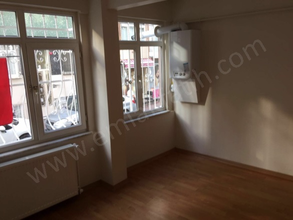 Seyyid Ömer Kiralık Daire Fatih Kiralık Daire |  1+1 Oda | 55M2 Aylık 18.000Tl  Krediye Uygun  | Yüksek Giriş | Kombi | 2 Banyo | 1 Yatak Odası Resim-4