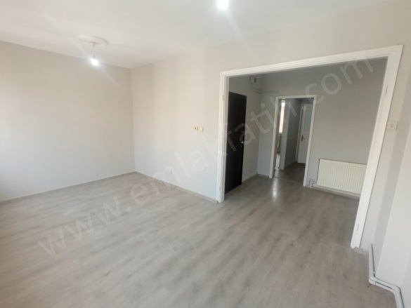 Kocamustafapaşa Kiralık Daire Fatih Kiralık Daire |  1.5+1 Oda | 70M2 Aylık 18.500Tl  Krediye Uygun  | 4. Kat | Kombi | 1 Banyo | 1 Yatak Odası Resim-5