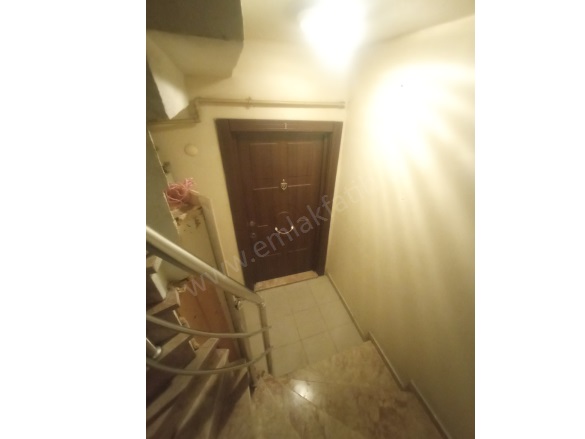 Kocamustafapaşa Satılık Daire Fatih Satılık Daire |  2+1 Oda | 90M2 3.100.000Tl  Krediye Uygun  | Yarı Bordum | Kombi | 1 Banyo | 2 Yatak Odası Resim-3