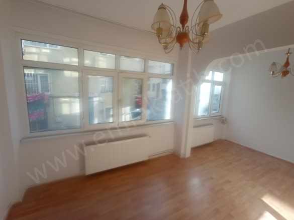 Kocamustafapaşa Kiralık Daire 2+1+Hol Yüksek Giriş Kombili Memura Memur Ailesine Fatih