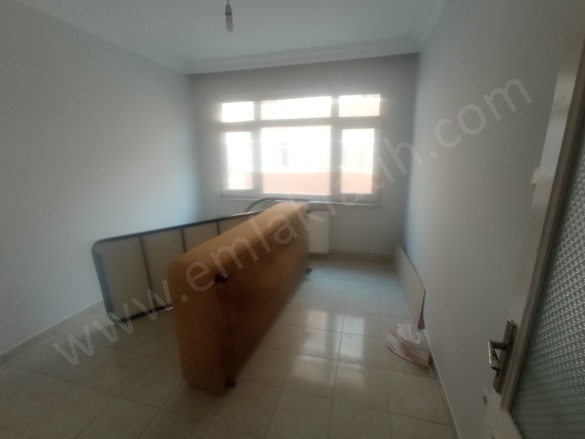 Kocamustafapaşa Kiralık Daire Fatih Kiralık Daire |  2+1 Oda | 75M2 Aylık 0Tl  Krediye Uygun  | Yüksek Giriş | Kombi | 1 Banyo | 1 Yatak Odası Resim-2