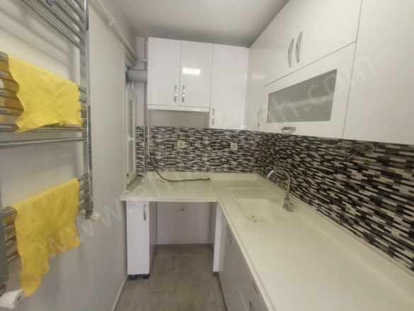 Kocamustafapaşa Kiralık Daire 2+1 3 Kat Kombili Klimalı içi Full Yeni Yapılı Ön Cepheli Fatih