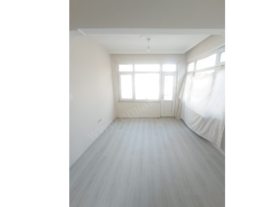 Kocamustafapaşa Kiralık Daire Milli Müdafaa Full Yapılı 2+1 3 Kat Fatih