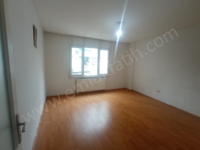 Kocamustafapaşa Kiralık Daire Marmara Caddesi Yapılı 2+1 1 Kat Fatih