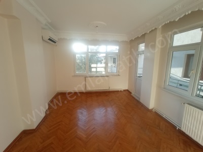 Kocamustafapaşa Kiralık Daire Kemancı Sitesi Bim Yanında 2+1 1 Kat Fatih