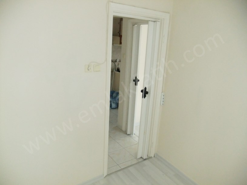 Meydan Yanı 2+1 2.Kat Yapılı 60m2 Köşe Daire  ( ESKİ PORTFÖY )