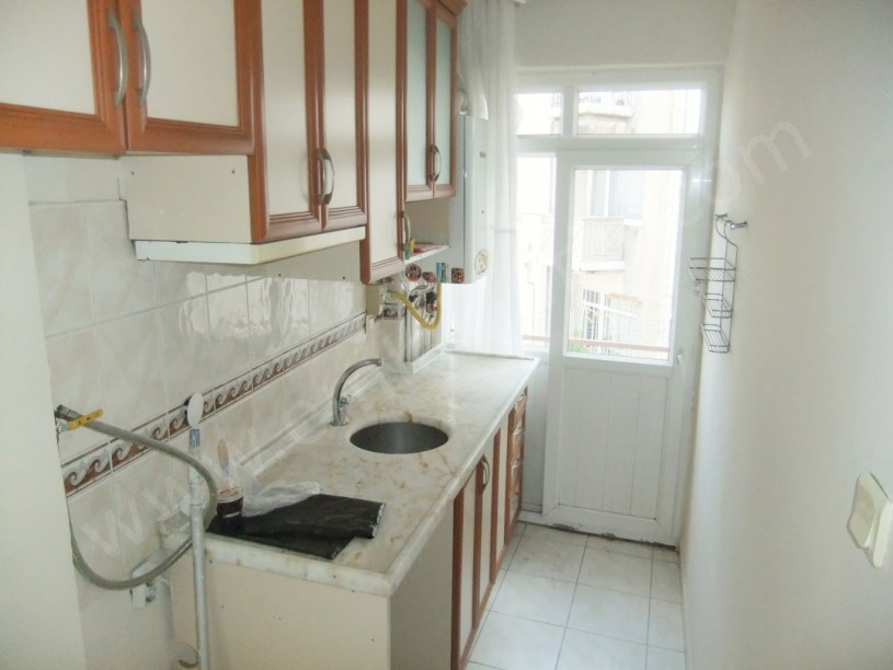 Meydan Yanı 2+1 2.Kat Yapılı 60m2 Köşe Daire  ( ESKİ PORTFÖY )