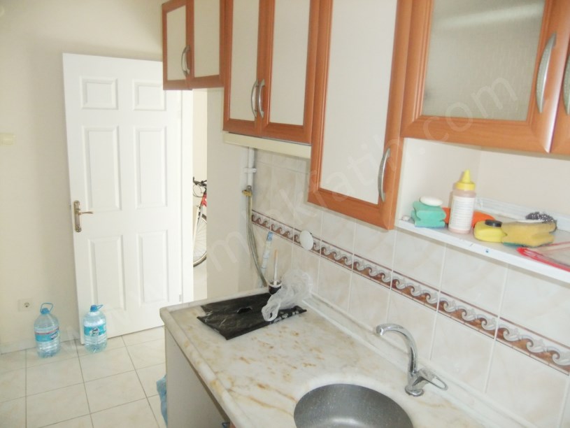 Meydan Yanı 2+1 2.Kat Yapılı 60m2 Köşe Daire  ( ESKİ PORTFÖY )