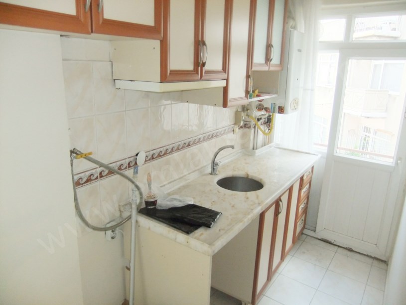 Meydan Yanı 2+1 2.Kat Yapılı 60m2 Köşe Daire  ( ESKİ PORTFÖY )