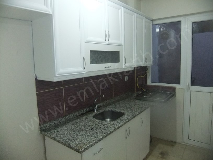 K.M.Paşa Kiralık Daire Meydan Yanında 2+1 ( ESKİ PORTFÖY )