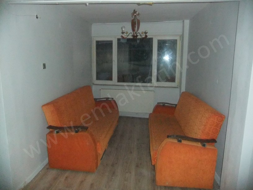 Sümbül Efendi Kiralık Daire Ali Fakih Caddesi Yanı Bim Sırasında  1+1 Bahçeli Daire