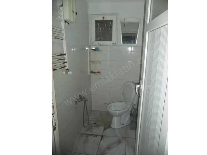 Sümbül Efendi Kiralık Daire Ali Fakih Caddesi Yanı Bim Sırasında  1+1 Bahçeli Daire