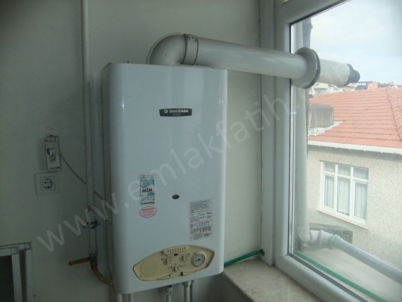 Kocamustafapaşa Kiralık Daire 3+1 3.Kat 90m2 ( ESKİ PORTFÖY )