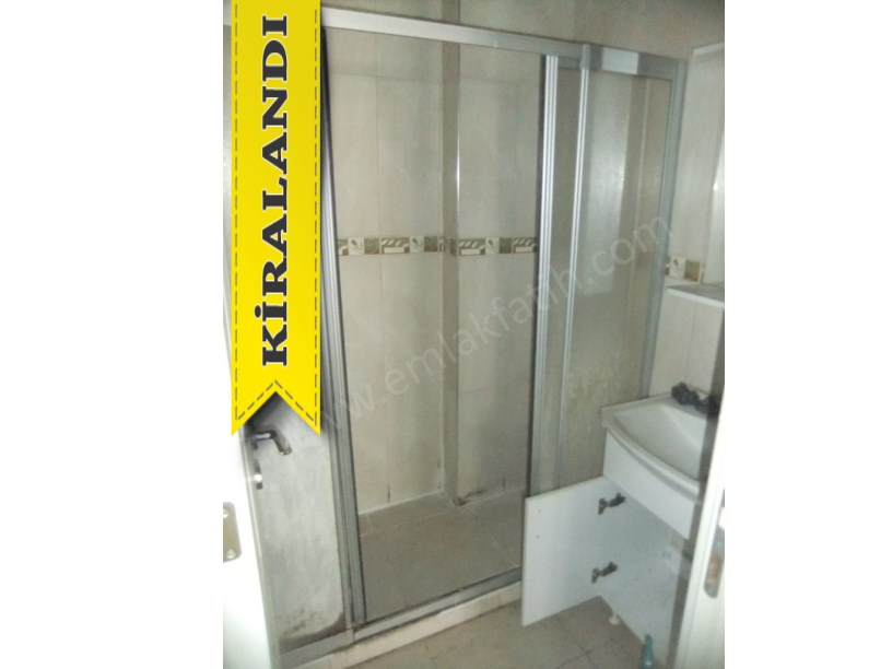 Kocamustafapaşa Kiralık Daire 3+1 3.Kat 90m2 ( ESKİ PORTFÖY )