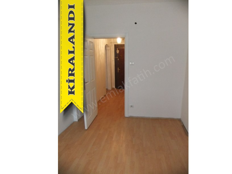 Fındıkzade Kiralık Daire Kızıl Elma Caddesine Yakın 2+1 80m² ( ESKİ PORTFÖY ) Çok Temiz Bakımlı Ev