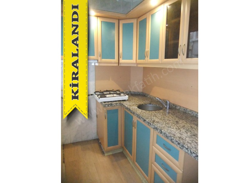 Fındıkzade Kiralık Daire Kızıl Elma Caddesine Yakın 2+1 80m² ( ESKİ PORTFÖY ) Çok Temiz Bakımlı Ev