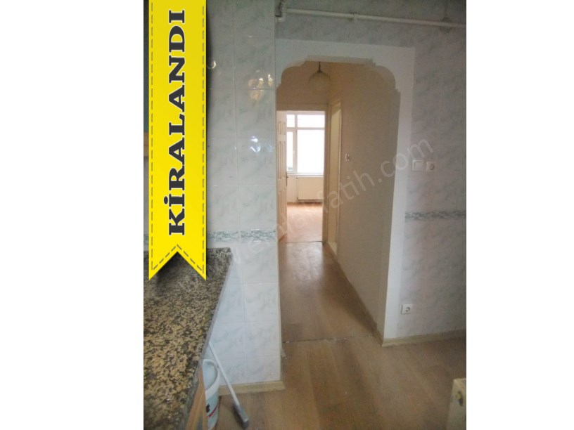 Fındıkzade Kiralık Daire Kızıl Elma Caddesine Yakın 2+1 80m² ( ESKİ PORTFÖY ) Çok Temiz Bakımlı Ev