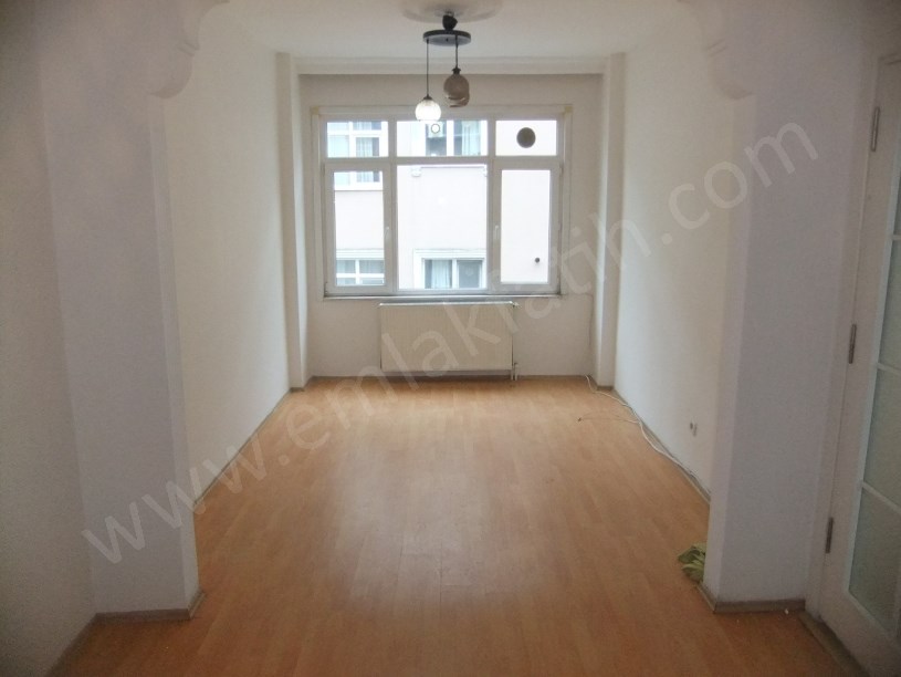 Kocamustafapaşa Kiralık Daire Hacıkadın Cad. 2+1 80m²  ( ESKİ PORTFÖY )