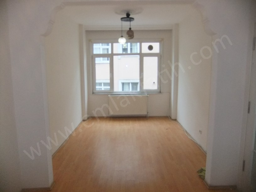 Kocamustafapaşa Kiralık Daire Hacıkadın Cad. 2+1 80m²  ( ESKİ PORTFÖY )