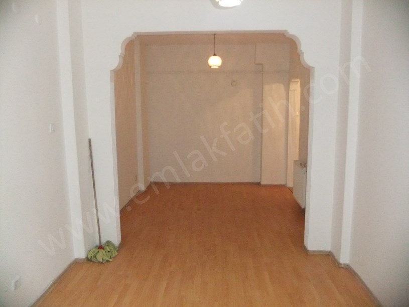 Kocamustafapaşa Kiralık Daire Hacıkadın Cad. 2+1 80m²  ( ESKİ PORTFÖY )