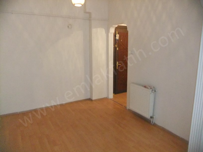Kocamustafapaşa Kiralık Daire Hacıkadın Cad. 2+1 80m²  ( ESKİ PORTFÖY )
