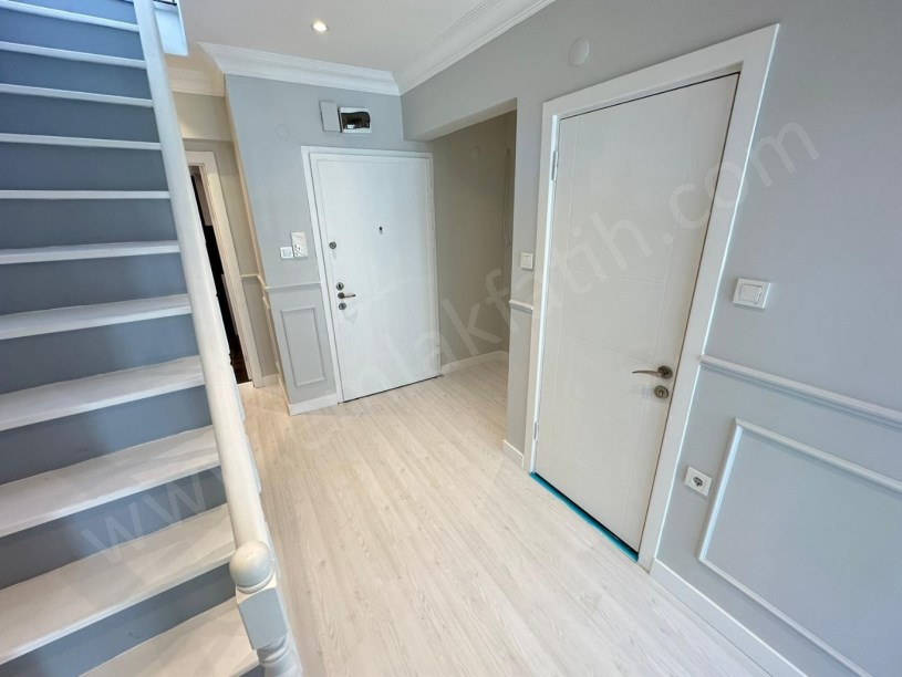 KIZTAŞI ASANSÖRLÜ DUBLEKS 3+1 FULL YAPILI DAİRE