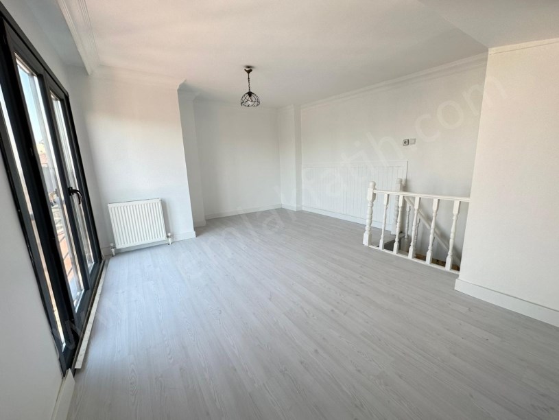 KIZTAŞI ASANSÖRLÜ DUBLEKS 3+1 FULL YAPILI DAİRE