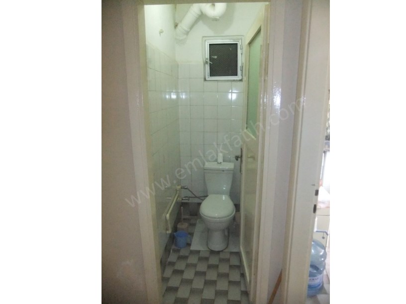 Kocamustafapaşa İftariye Sokak Satılık Daire 2+1