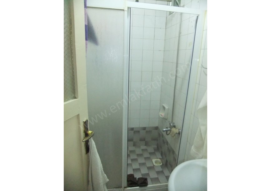 Kocamustafapaşa İftariye Sokak Satılık Daire 2+1