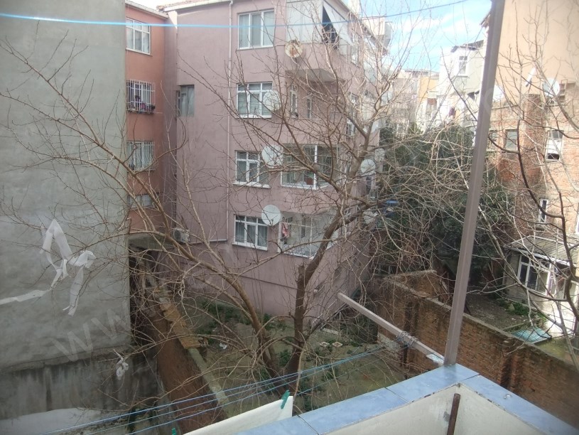 Kocamustafapaşa İftariye Sokak Satılık Daire 2+1