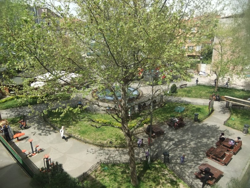 Kocamustafapaşa Kiralık Daire Meydanda Park Manzaralı 2+1 ( ESKİ PORTFÖY )