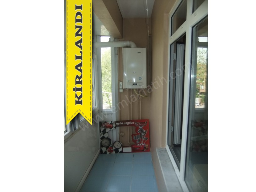 Şehremini Kiralık Daire Büyük Saray Meydanda Park Manzaralı 2+1 ( ESKİ PORTFÖY )