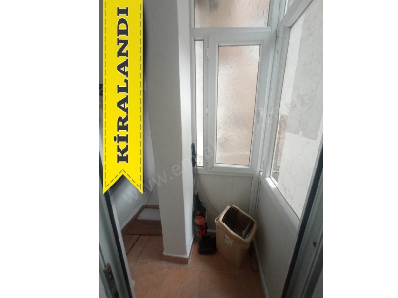 Kocamustafapaşa Kiralık Daire Eşyalı 1+1 Yüksek Giriş ( ESKİ PORTFÖY )