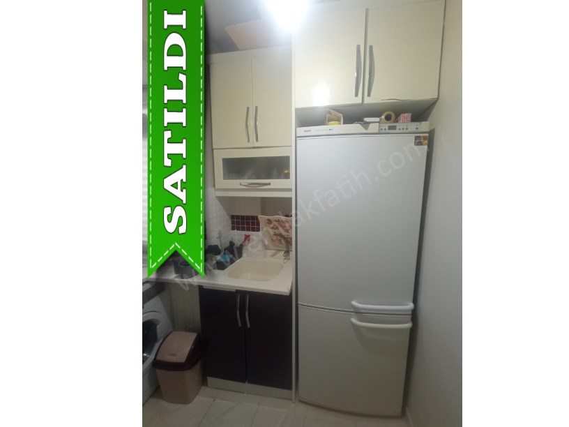 Kocamustafapaşa Demirci Osman Sokakta Yatırımlık 1+1  ( ESKİ PORTFÖY ) 