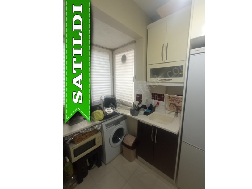 Kocamustafapaşa Demirci Osman Sokakta Yatırımlık 1+1  ( ESKİ PORTFÖY ) 