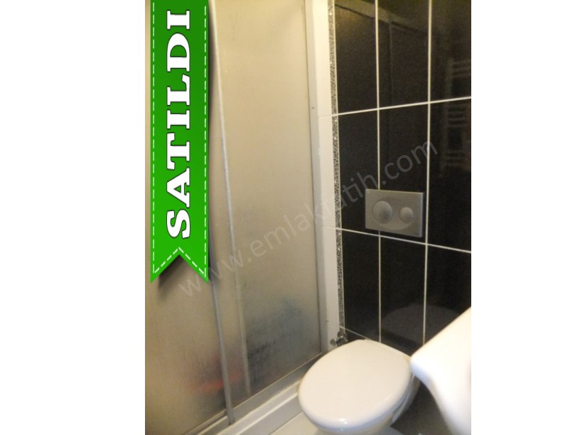 Kocamustafapaşa Demirci Osman Sokakta Yatırımlık 1+1  ( ESKİ PORTFÖY ) 