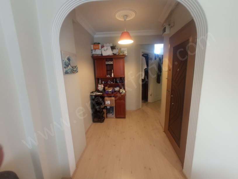 Kocamustafapaşa Demirci Osman Sokakta Yatırımlık 1+1  ( ESKİ PORTFÖY ) 