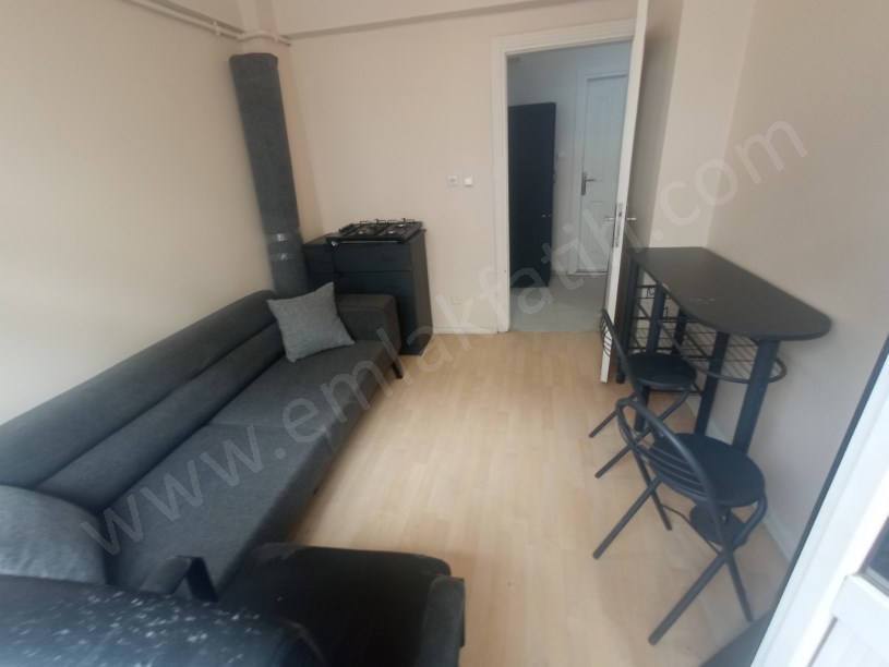 Kocamustafapaşa Kiralık Daire Hastanelere Yakın 2+1 Eşyalı ( ESKİ PORTFÖY )